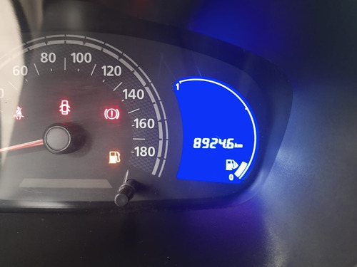 Imagen 3 de 14 de Kwid Intens Std