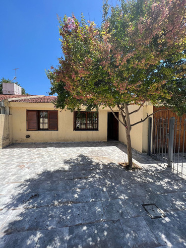 Venta Casa 3 Dormitorios - Barrio 20 De Junio!!!