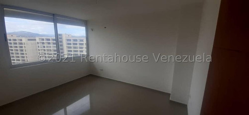 Hermoso Apartamento En Alquiler En El Este