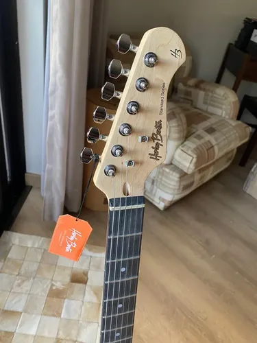 Guitarra Stratocaster Harley Benton St-20 | Parcelamento sem juros