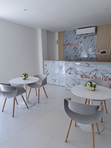 Imagen 8 de 10 de Apartamento Con Vista Al Mar En Venta En Zona Universitaria, A Pocos Pasos Del Malecón, Cerca A Gascue,gazcue