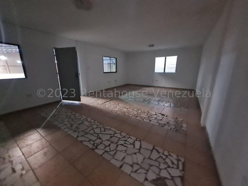 Galpon Industrial En Alquiler En Zona Industrial 3 Barquisimeto, Lara Cod: 24-326 ´jpg