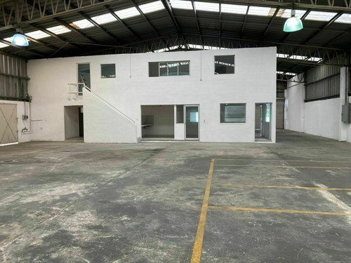 Imagen 2 de 3 de Renta Bodega En Periférico