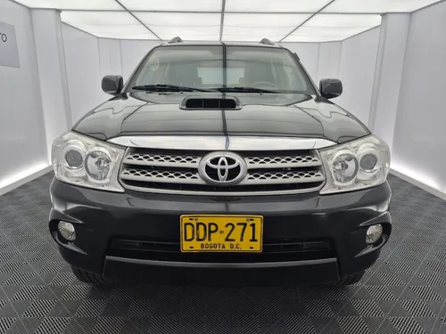 Toyota Fortuner 3.0 Sr5