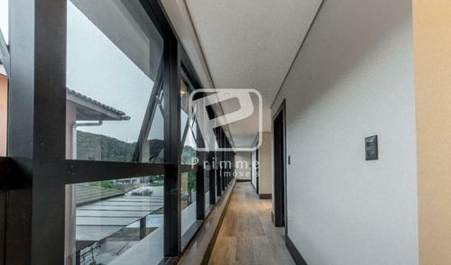Imagem 10 de 15 de Casa 4 Suítes A Venda Em Balneário Camboriú - Alto Padrão - 6114