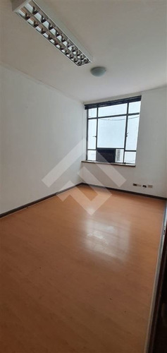 Imagen 8 de 14 de Oficina En Venta En Santiago