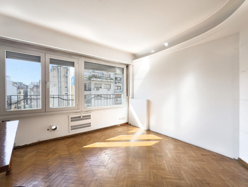 Amplisimo Departamento Refaccionado En Venta Con Cochera - Recoleta