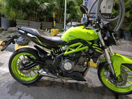Benelli 302s 2023 Verde