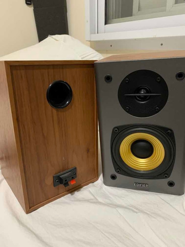 Monitores De Referência Edifier R1000t4 Bivolt (retirada Só)