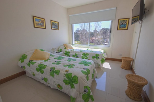 Imagen 17 de 28 de Apartamento En Venta - Pinares - Punta Del Este Mansa