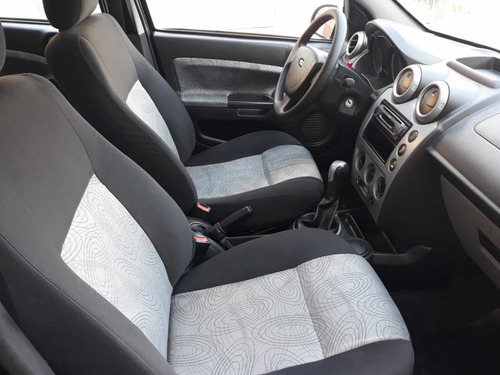 Imagem 12 de 14 de Ford Fiesta Sedan 1.6 Pulse Flex 4p 105 Hp 2009