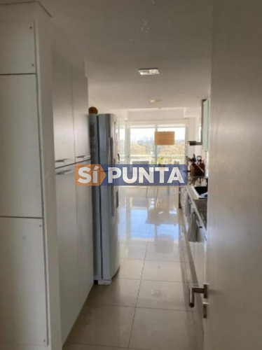 Imagen 3 de 9 de Apartamento En Venta - Brava
