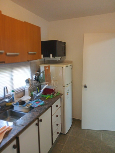 Apartamento Anv 2 Dormitorios. Traspaso. Nuno Propiedades