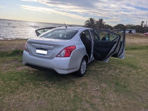 Imagen 7 de 10 de Nissan Versa