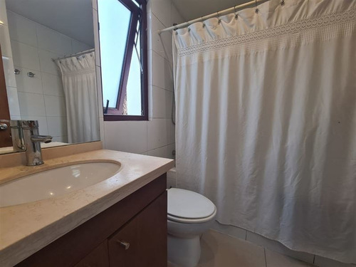 Casa En Venta De 7 Dorm. En Las Condes
