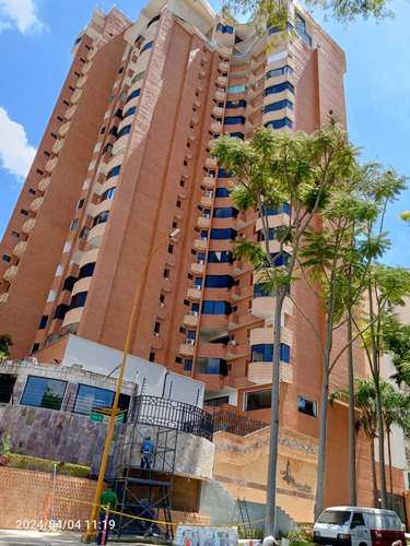 Se Vende Apartamento En Urb.la Trigaleña En Residencias La Coruña