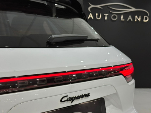 Porsche Cayenne E-Hybrid 3.0 V6 462cv