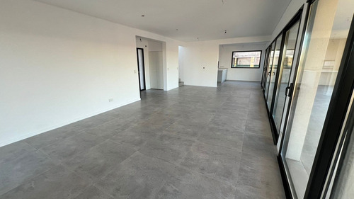Casa En Venta En Riberas, Puertos, Escobar
