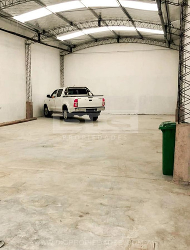 Inmejorable Inmueble Con Local Al Frente - San Isidro