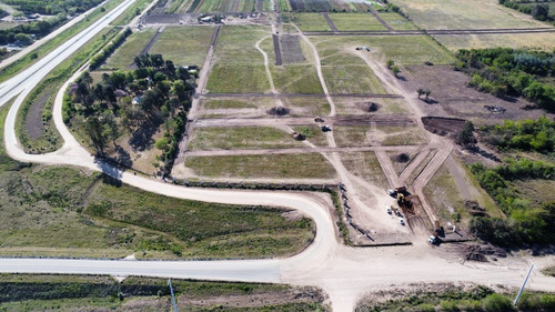 Imagen 5 de 23 de Venta Lote Terreno Lote En Barrio Cerrado Zona Oeste Sobre Colectora Autopista