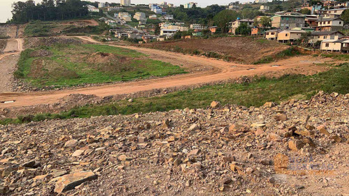 Imagem 9 de 11 de Terreno À Venda, 327 M² Por R$ 105.000,00 - Nossa Senhora Das Graças - Caxias Do Sul/rs - Te0244