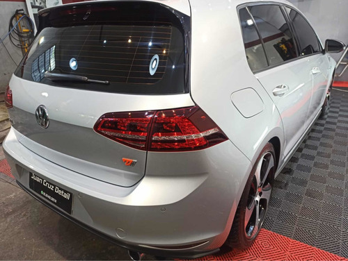 Volkswagen Golf 2016 2.0 Gti Tsi App Connect