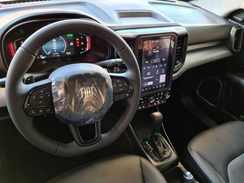 Imagem 8 de 11 de Fiat Toro 2.0 16v Turbo Diesel Volcano 4wd At9