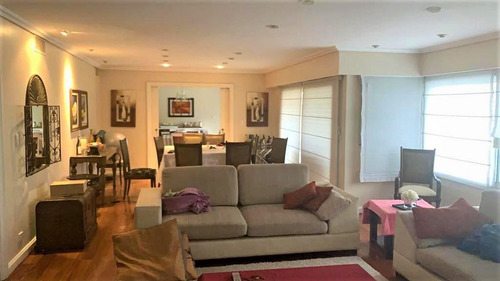 Imagen 2 de 30 de Importante Chalet En 2 Plantas