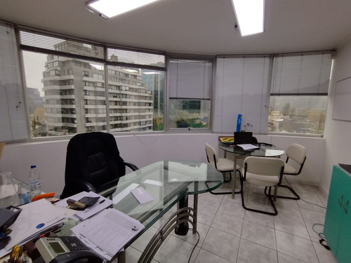 Excelentes Oficinas De 100 M2 Habilitada En Venta
