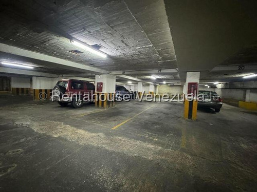 Apartamento En Alquiler Av. Romulo Gallegos Fanny Calderon Rentahouse