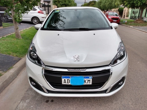 Peugeot 208 Allure Automático 2018 Con 26.600 Kms