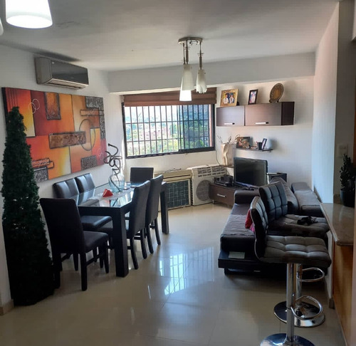 Imagen 5 de 9 de Moderno Apto. En La Mejor Zona De La Ciudad