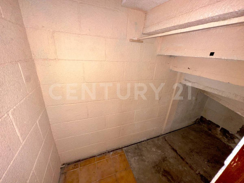 Venta De Casa En 1a Cda Adolfo López Mateos, V. De Anáhuac, Ecatepec De Morelos.