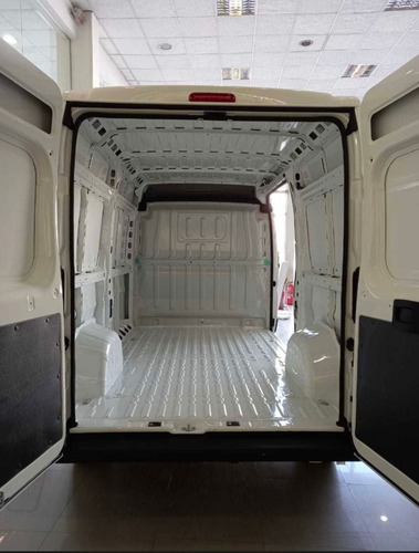 Imagen 7 de 15 de Citroën Jumper 2022 2.2 435 L3h2 Hdi 130 Mt6