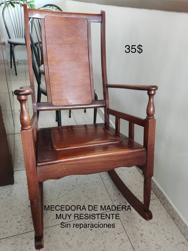 Silla Mecedora En Madera