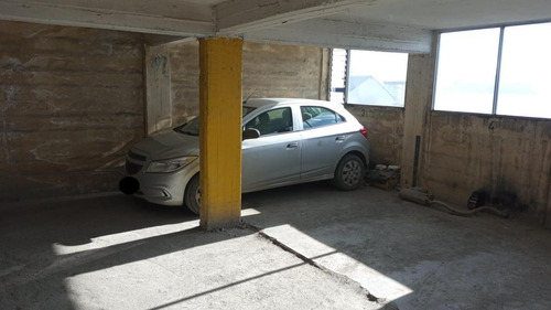 Imagen 3 de 6 de Cochera - Barrio Belgrano - San Carlos De Bariloche