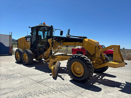 Motoconformadora Cat 120m2 2015_cat0120mar9n00184