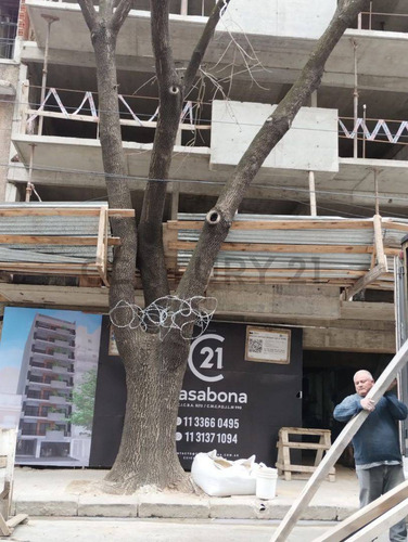 Venta En Pozo Departamento Monoambiente En Parque Chacabuco, Capital Federal