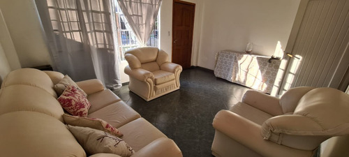 Imagen 5 de 14 de Hermosa Casa 5 Ambientes En Zona Residencial