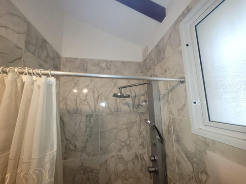 Vendo Espectacular Casa, 6 Ambientes, 1500 M2 De Terreno. Villa Edén, La Falda