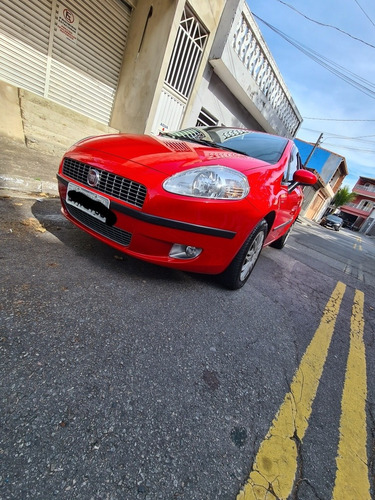 Fiat Punto 2012 1.8 16v Essence Flex Dualogic 5p
