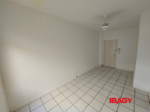 Imagem 3 de 10 de Excelente Apartamento 2 Dormitorio(s) Em Centro - Florianopolis - L-78004