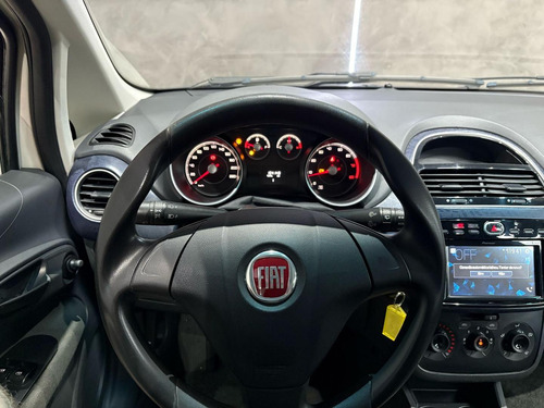Fiat Punto Attractive 1.4 Flex Mec.