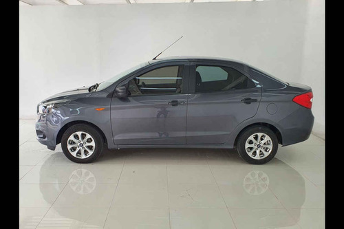Imagen 2 de 14 de Ford Figo 2018 4 Cilindros
