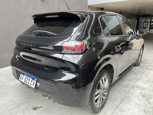 Peugeot 208 1.6 Feline Tiptronic