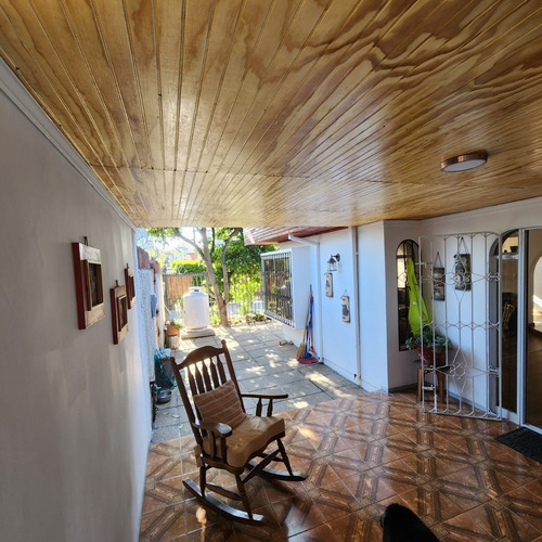 Se Vende Casa Remodelada De Un Piso En Villa Triana