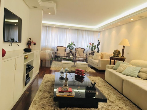 Imagem 2 de 14 de Excelente Apartamento Totalmente Reformado, Quatro Dormitórios, Sendo 1 Suíte, 290 M2 Útil, 2 Vagas - Em48274