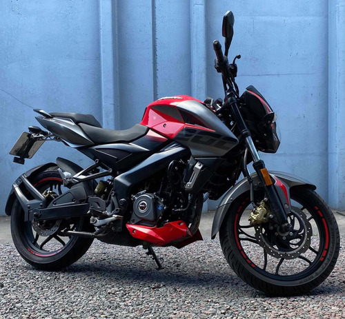 Bajaj Ns 200