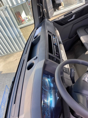 Imagem 8 de 15 de Vw 11.180 4x2 2022/2023 Okm