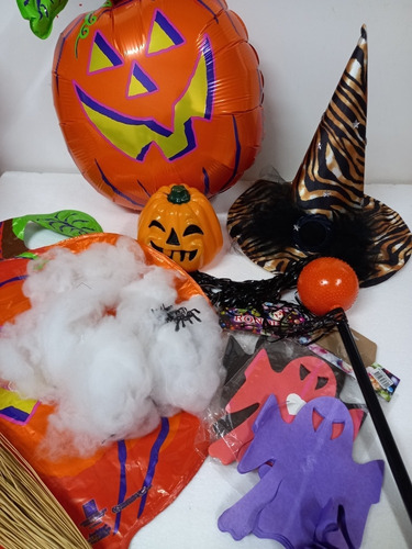 Kit Decoración Halloween Surtido Araña, Bruja, Calabazas 